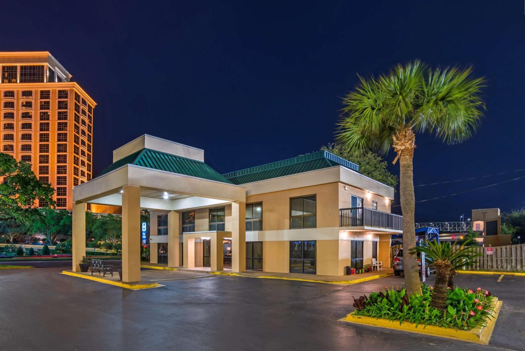 Best Western Oak Manor Biloxi Exterior photo